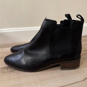 Lucky Brand Black Leather Ankle Booties